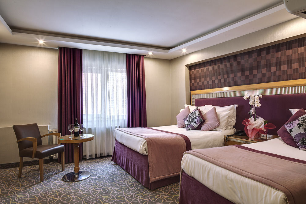 Carlton Hotel Provincia di Provincia di Istanbul Esterno foto